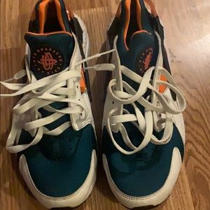 Nike air huarache run sE